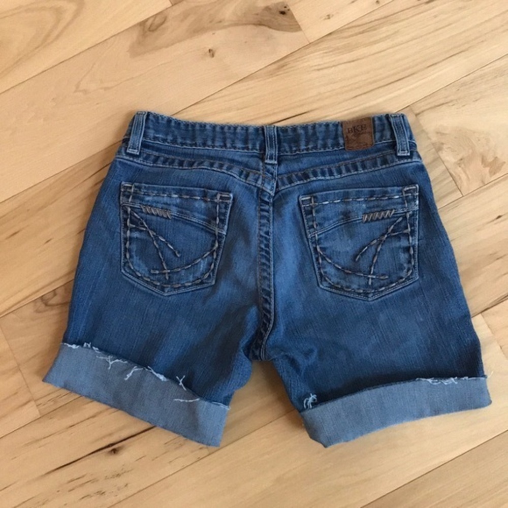 BKE denim Kate Cuffed cut offs.  Guc